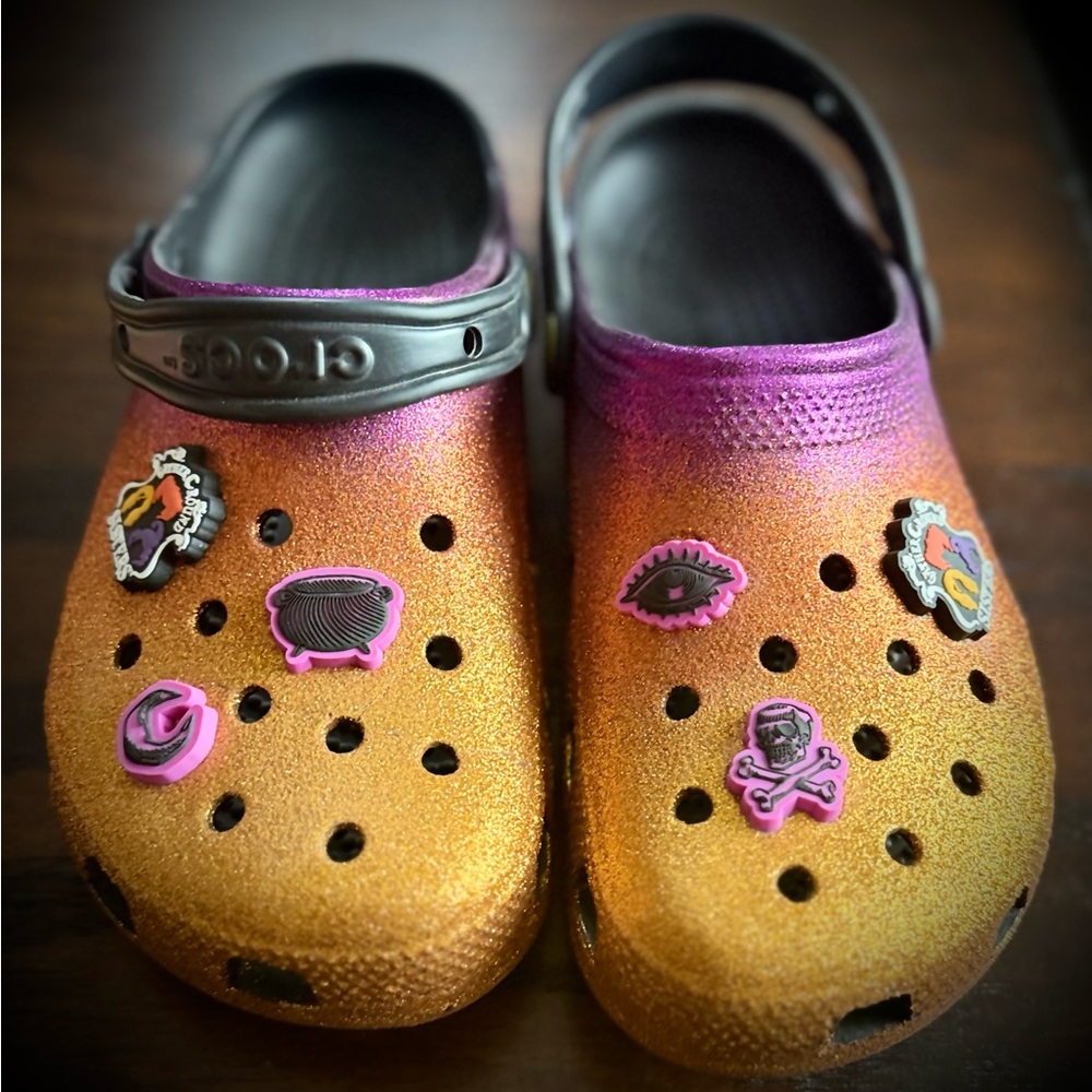 Disney Hocus Pocus Crocs w/ original Jibbitz, Orange Purple Glitter Ombré